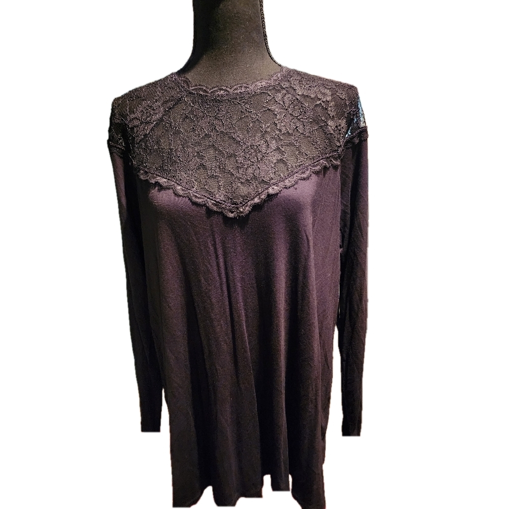 NWT Torrid Super Soft  Black Lace Yoke  Knit Top Long Sleeve Size 1X